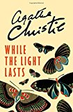 Portada de WHILE THE LIGHT LASTS