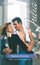 Portada de MUY CERCA DE LA TENTACI&Oacute;N