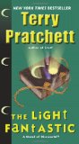 Portada de THE LIGHT FANTASTIC (DISCWORLD NOVELS)