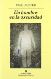 Portada de UN HOMBRE EN LA OSCURIDAD