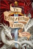 Portada de THE KING ARTHUR TRILOGY: "SWORD AND THE CIRCLE", "LIGHT BEYOND THE FOREST", "ROAD TO CAMLANN" BY SUTCLIFF, ROSEMARY (1999)