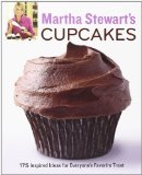 Portada de MARTHA STEWART'S CUPCAKES: 175 INSPIRED IDEAS FOR EVERYONE'S FAVORITE TREAT BY MARTHA STEWART LIVING MAGAZINE (2009) PAPERBACK