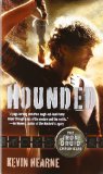 Portada de HOUNDED (IRON DRUID CHRONICLES) BY HEARNE, KEVIN (2011) MASS MARKET PAPERBACK
