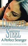 Portada de A PERFECT STRANGER BY DANIELLE STEEL (2009-03-05)
