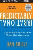 Portada de PREDICTABLY IRRATIONAL, REVISED AND EXPANDED EDITION: THE HIDDEN FORCES THAT SHAPE OUR DECISIONS BY ARIELY, DAN (2010) PAPERBACK