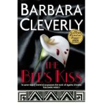 Portada de [(THE BEE'S KISS)] [AUTHOR: BARBARA CLEVERLY] PUBLISHED ON (JUNE, 2006)