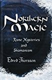 Portada de NORTHERN MAGIC: RUNE MYSTERIES AND SHAMANISM (LLEWELLYN'S WORLD RELIGION & MAGICK) BY EDRED THORSSON (2002-09-08)